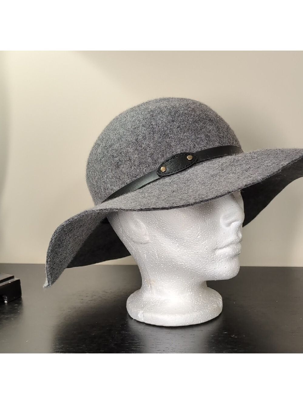 D&Y Wool Wide Brim Gray Hat with Black Band